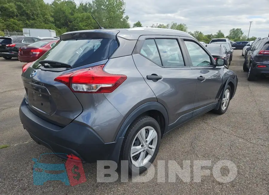 3N1CP5CU5JL543792 Photo# 4