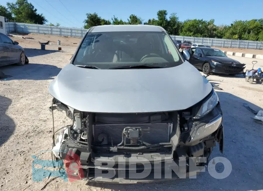 5N1BT3BA9PC675275 Photo# 5