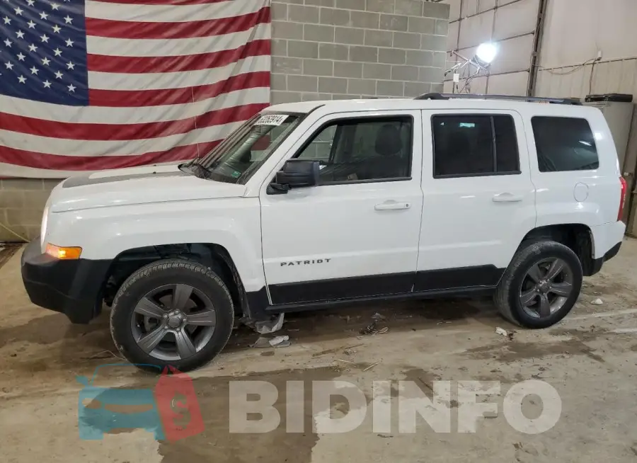 1C4NJPBA1GD732674 Photo# 1