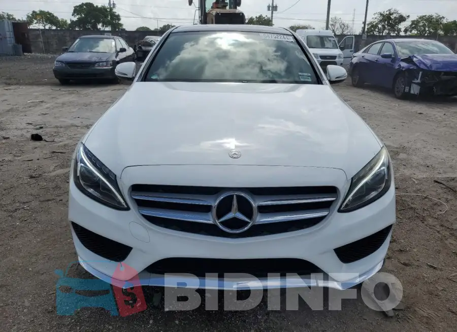 55SWF4JB1GU112574 Photo# 5