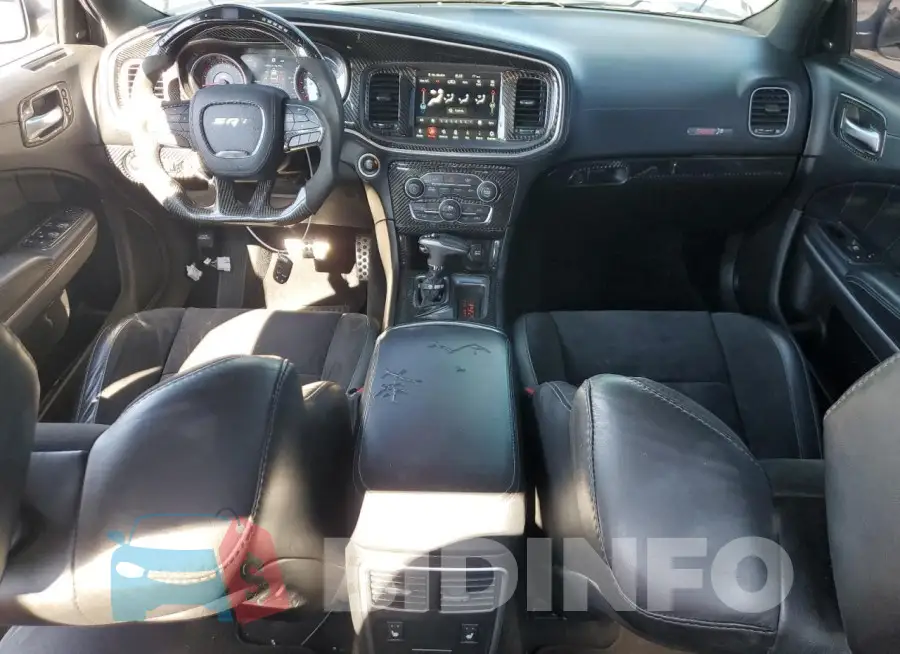 2C3CDXGJ3KH588603 Photo# 8