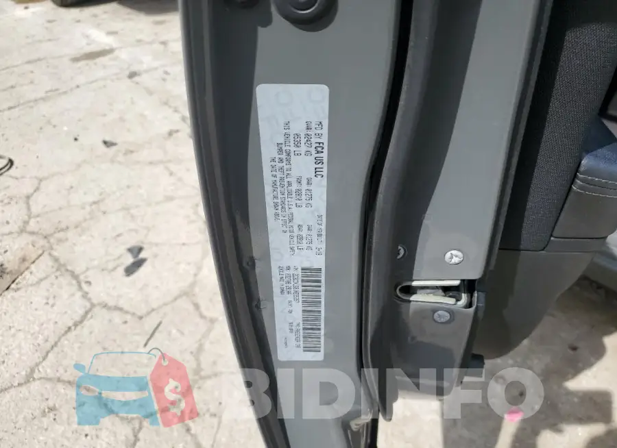 2C3CDXJG9JH235357 Photo# 12