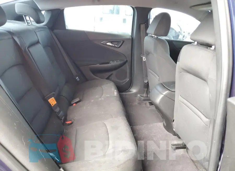 1G1ZB5ST2HF125489 Photo# 10