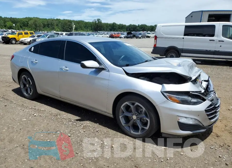 1G1ZD5ST9LF111124 Photo# 4