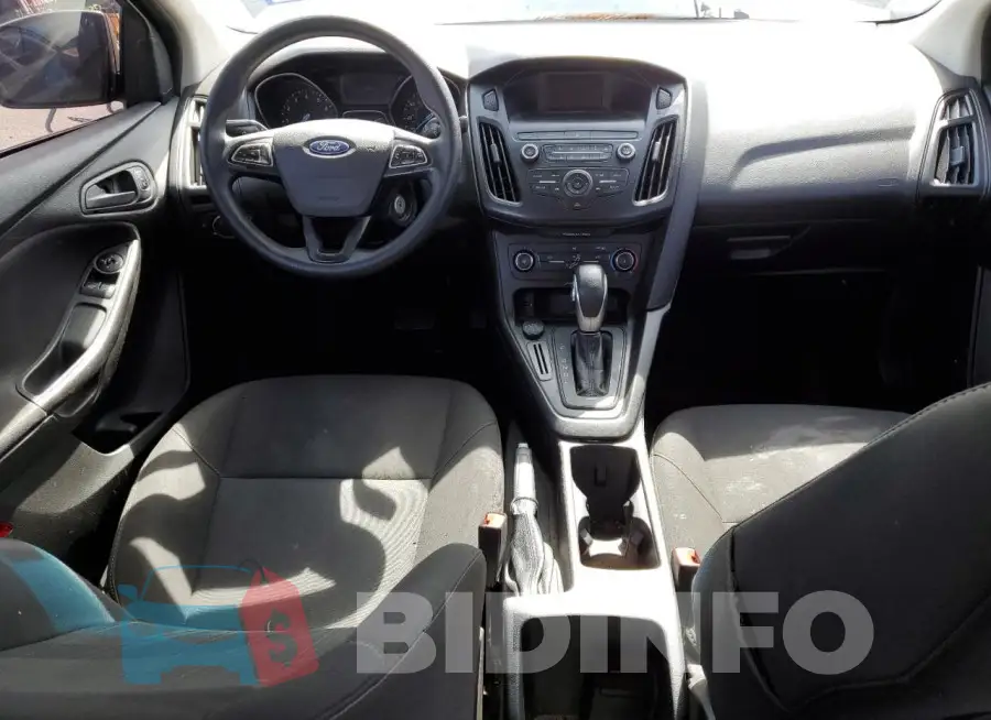 1FADP3E28JL210876 Photo# 8