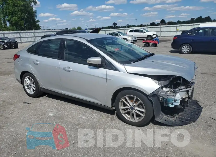 1FADP3F21GL377314 Photo# 4
