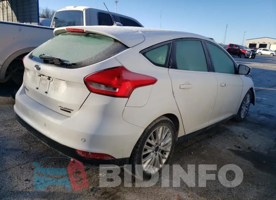1FADP3N24GL324253 Photo# 3