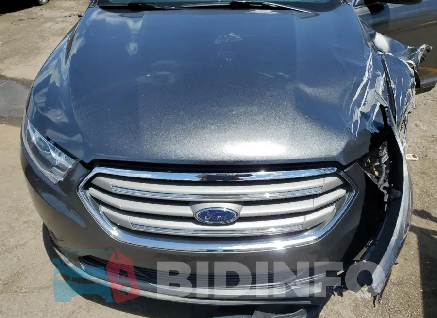 1FAHP2E86JG135619 Photo# 11