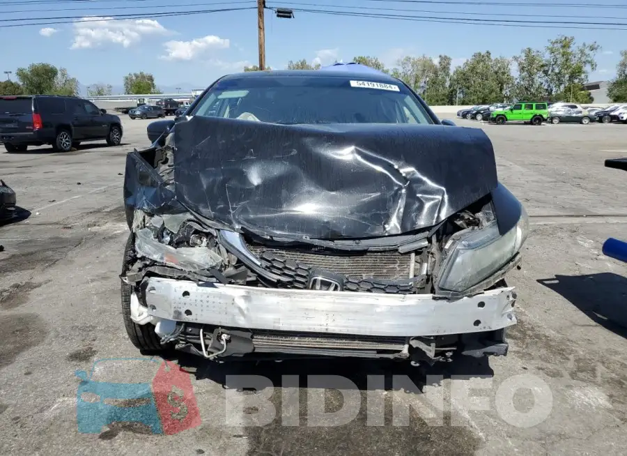 19XFB2F75FE249057 Photo# 5