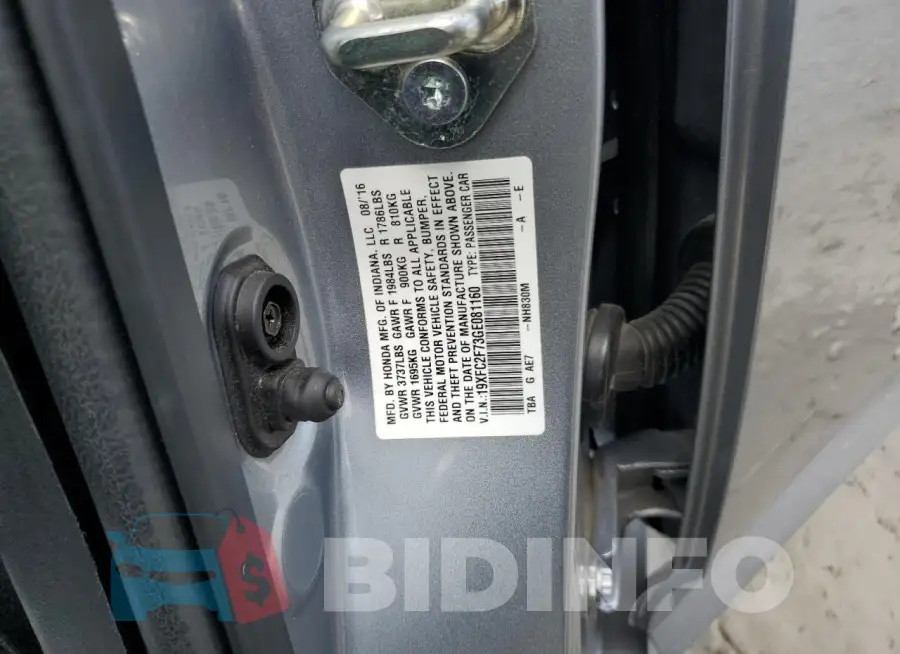 19XFC2F73GE081160 Photo# 12