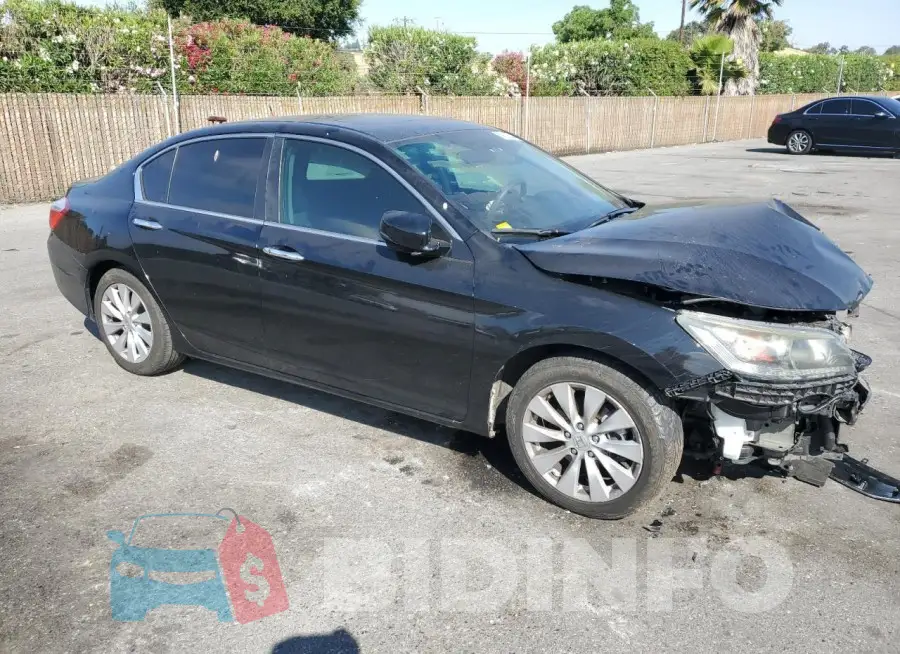 1HGCR2F70FA146826 Photo# 4