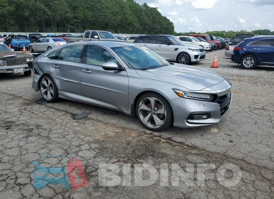 1HGCV2F95KA022140 Photo# 4