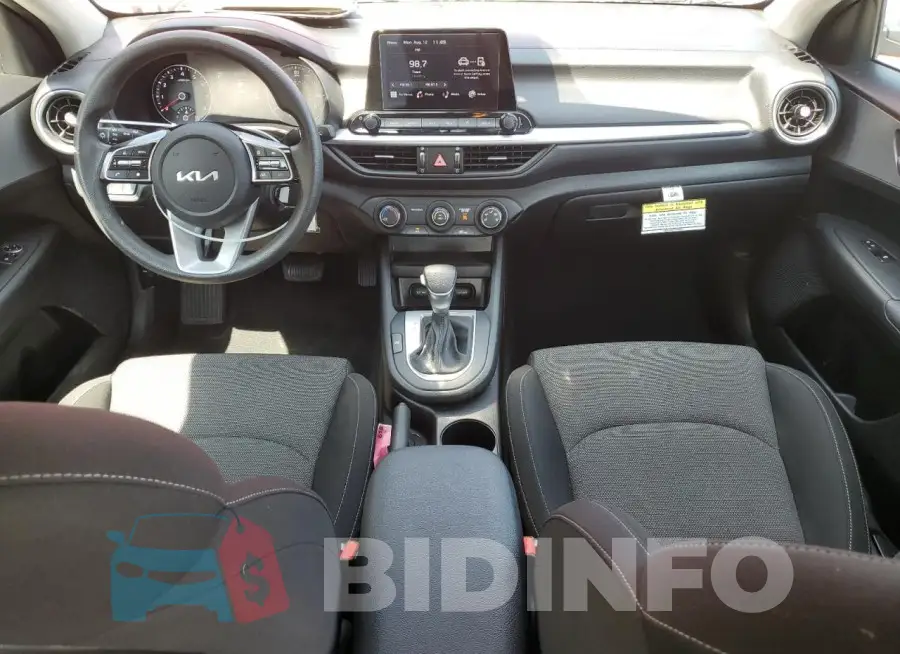 3KPF24AD2PE640516 Photo# 8