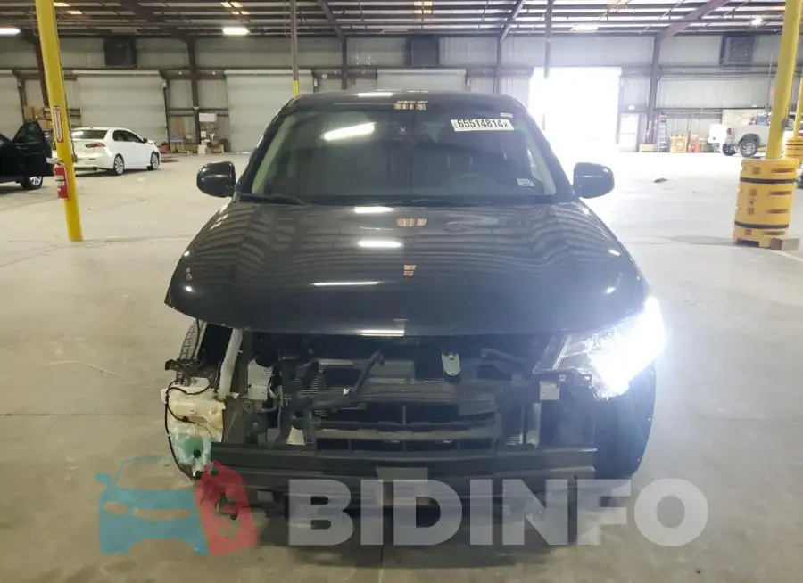 JA4AD2A35KZ037583 Photo# 5