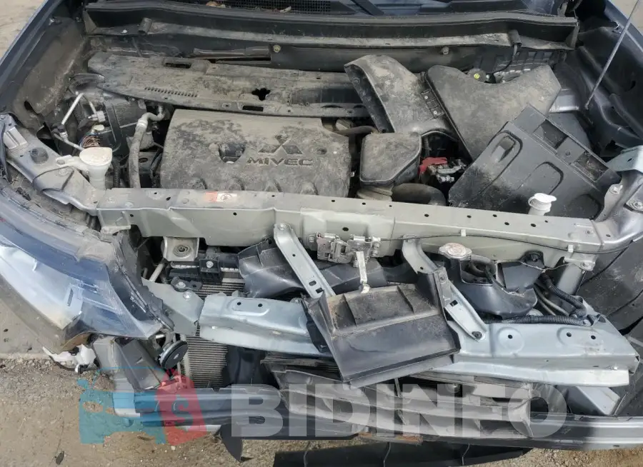 JA4AD3A33KZ048474 Photo# 12
