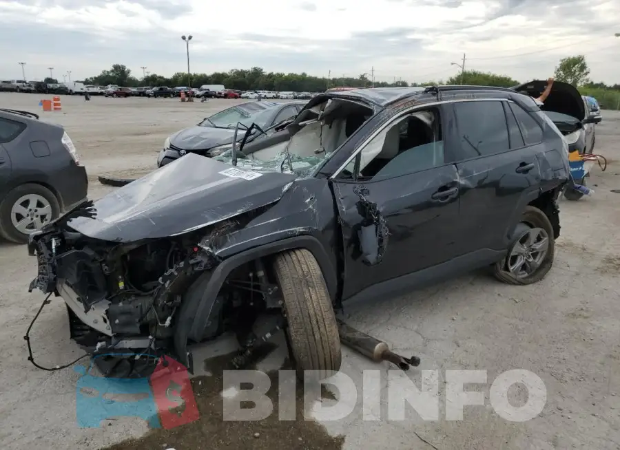 2T3P1RFV2PW391807 Photo# 1