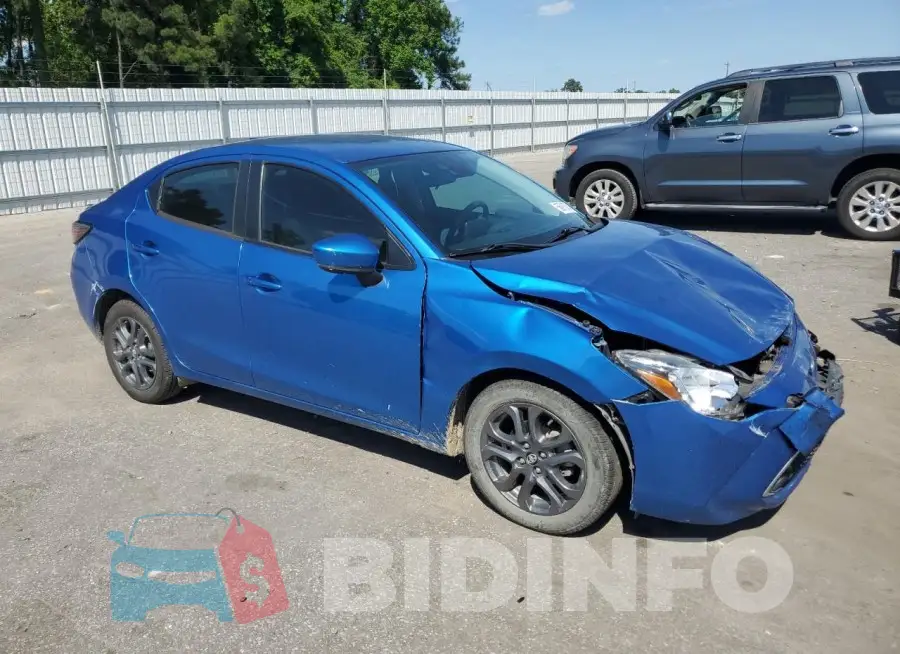 3MYDLBYV8KY500423 Photo# 4