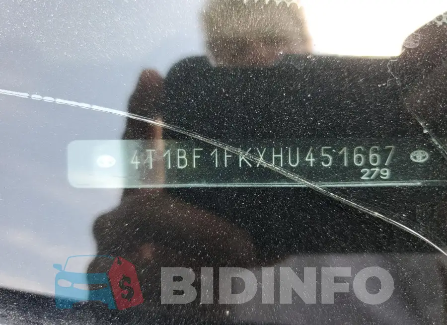 4T1BF1FKXHU451667 Photo# 12