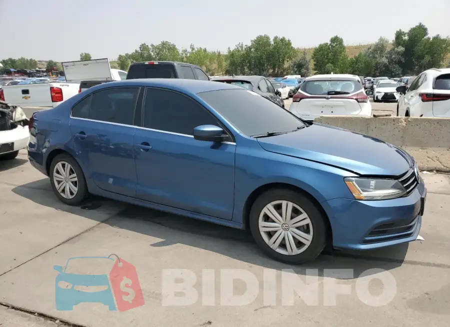 3VW167AJ4HM266551 Photo# 4
