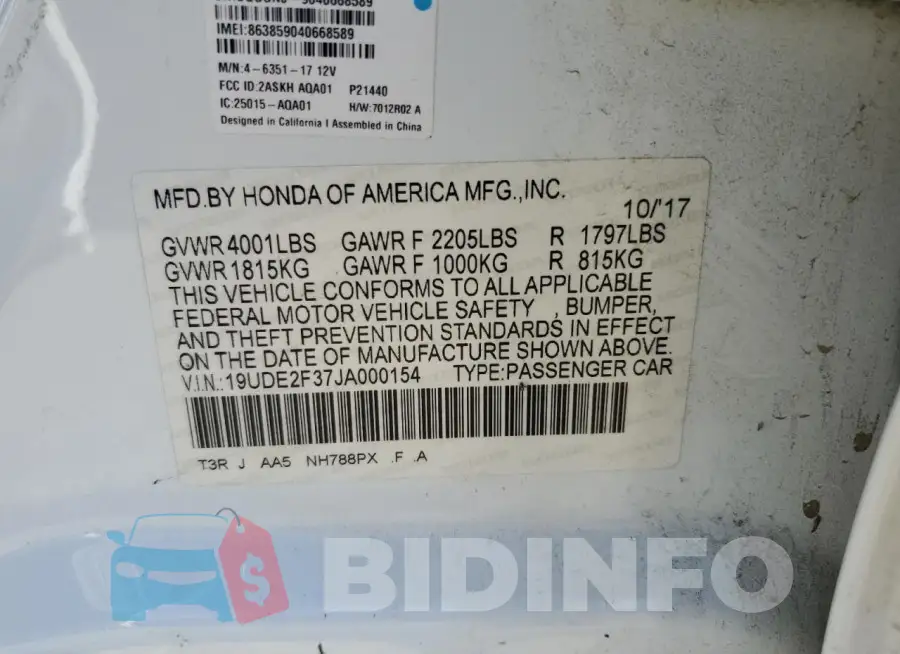 19UDE2F37JA000154 Photo# 12