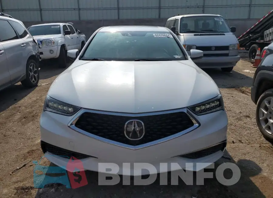 19UUB2F40KA004114 Photo# 5