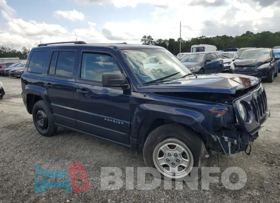 1C4NJPBB1HD166896 Photo# 4