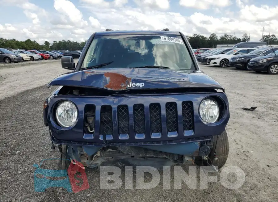 1C4NJPBB1HD166896 Photo# 5