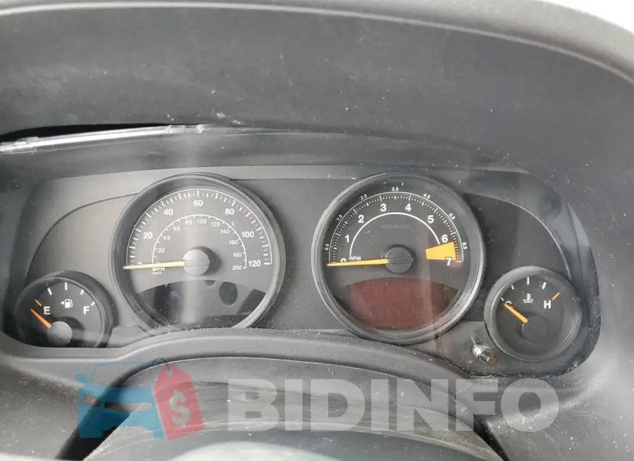 1C4NJPBB9HD202771 Photo# 9