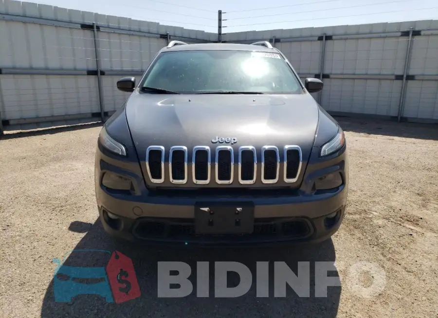 1C4PJLCSXFW712774 Photo# 5