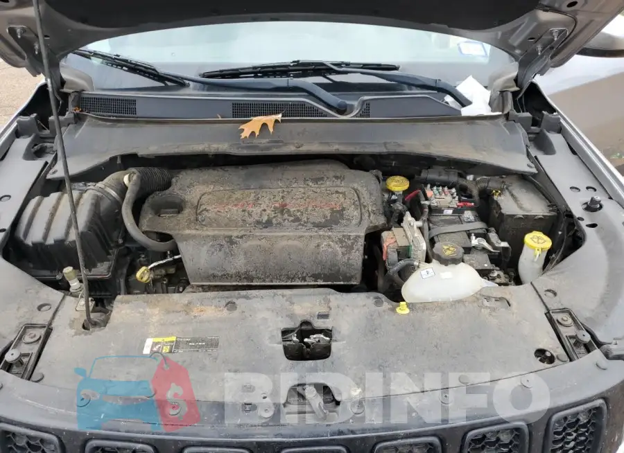 3C4NJCBB3JT438373 Photo# 12