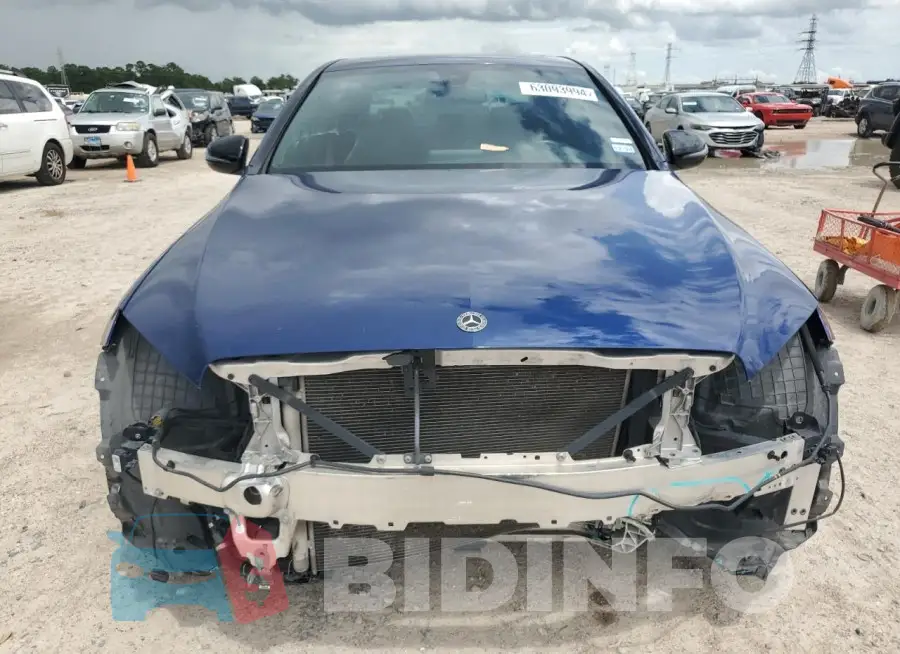 55SWF6EB8JU256507 Photo# 5