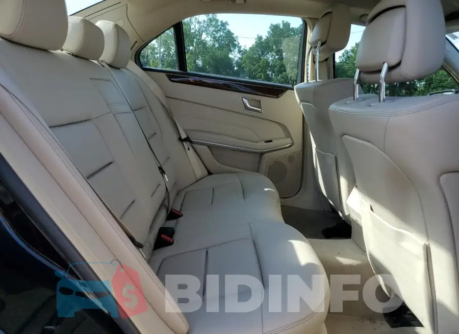 WDDHF8JBXGB180916 Photo# 10