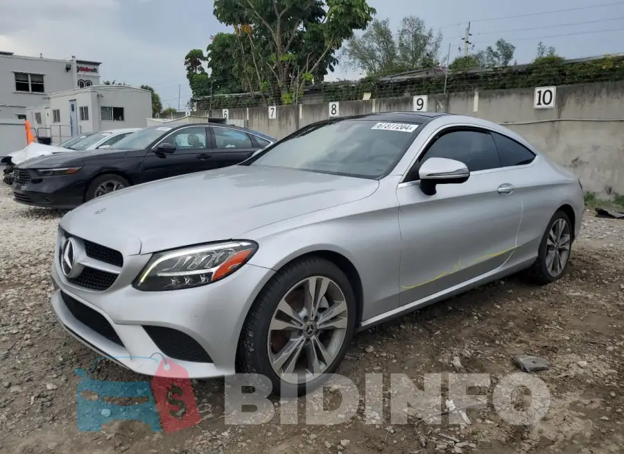 WDDWJ8DBXKF927725 Photo# 1