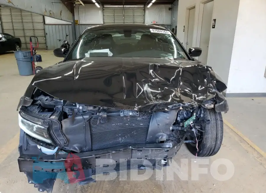 2C3CDXBG1NH208240 Photo# 5