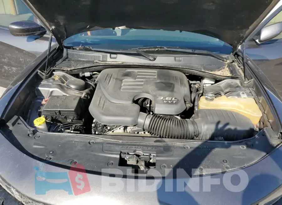 2C3CDXHG6FH847772 Photo# 11