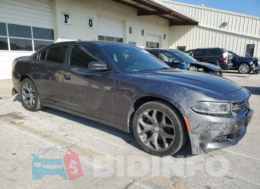 2C3CDXHG6FH847772 Photo# 4