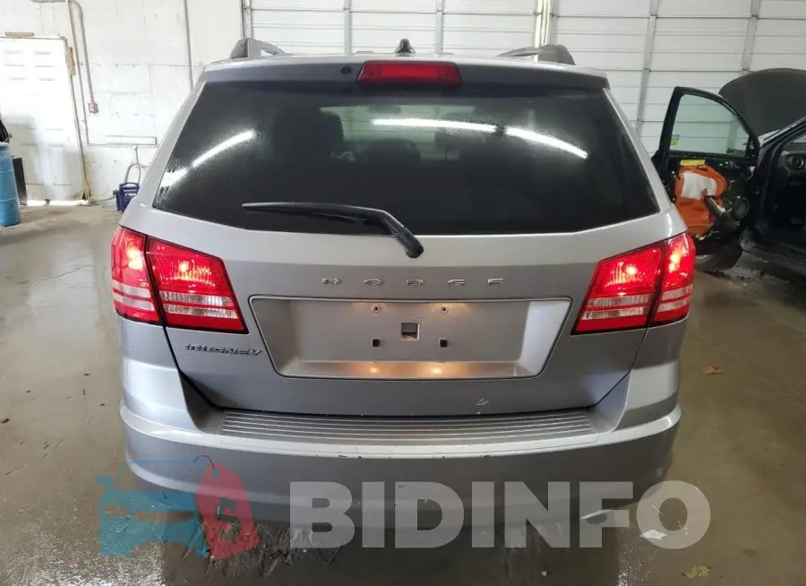 3C4PDCAB3JT170426 Photo# 6