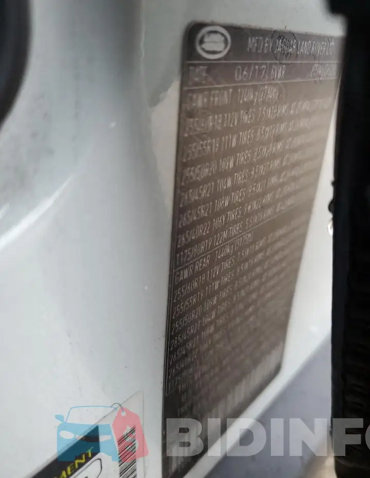 SALYB2RV7JA708046 Photo# 12