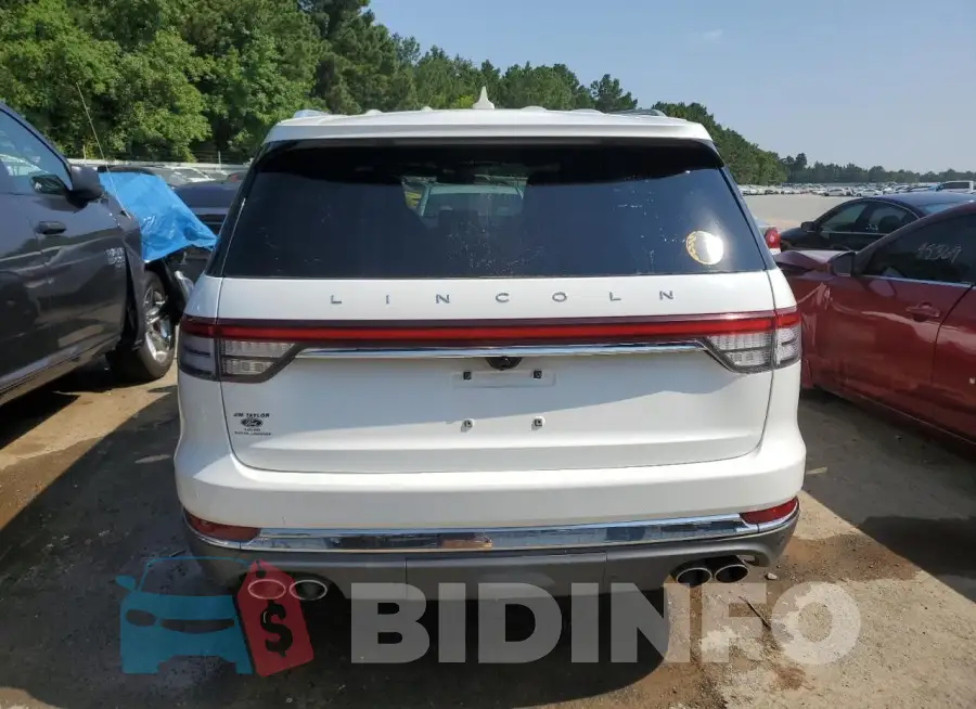 5LM5J7XC4LGL36718 Photo# 6