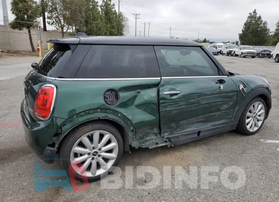 WMWXP5C53J2G63745 Photo# 3