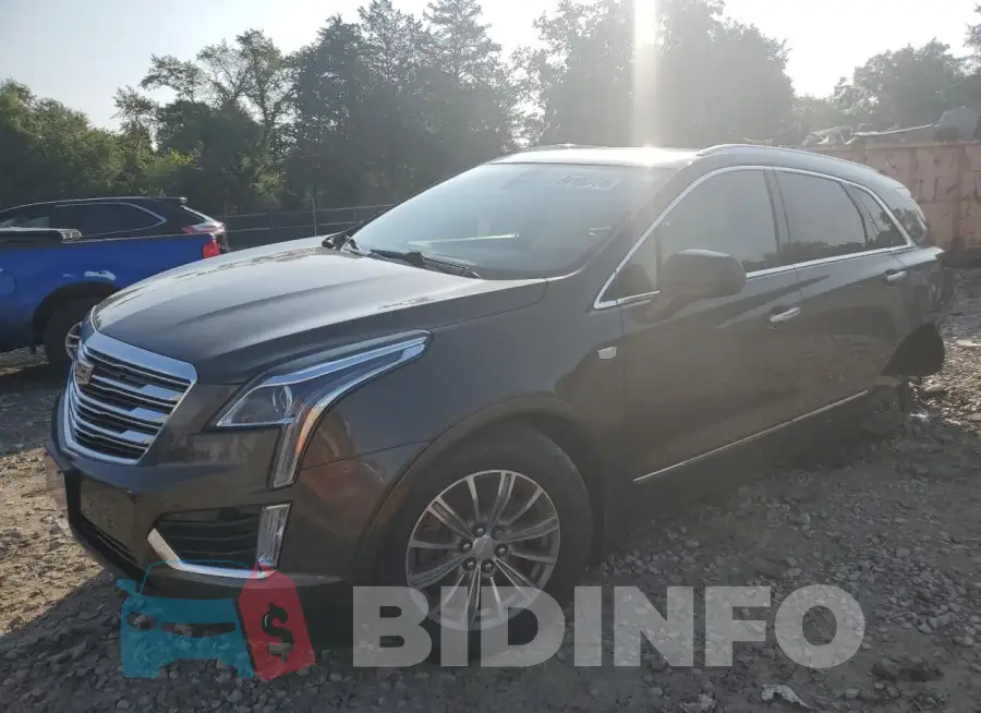 1GYKNCRS0KZ269818 Photo# 1