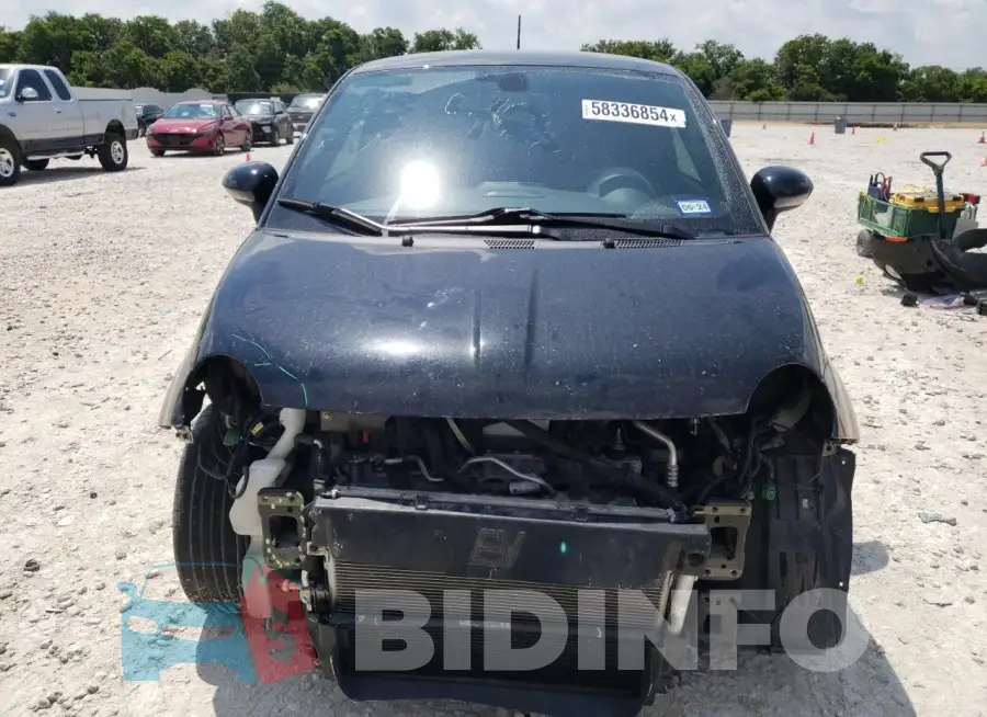 3C3CFFGE5HT515353 Photo# 5