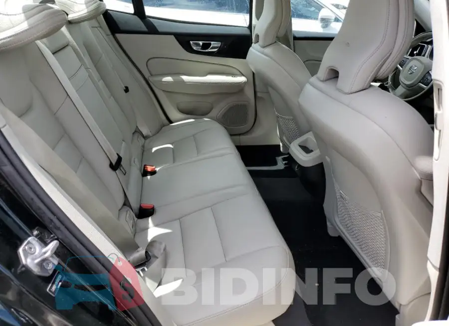 7JR102FK8KG007329 Photo# 10