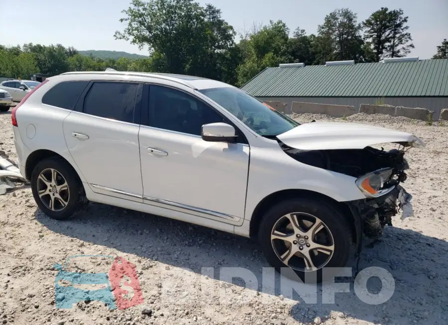 YV4902RK3F2682244 Photo# 4