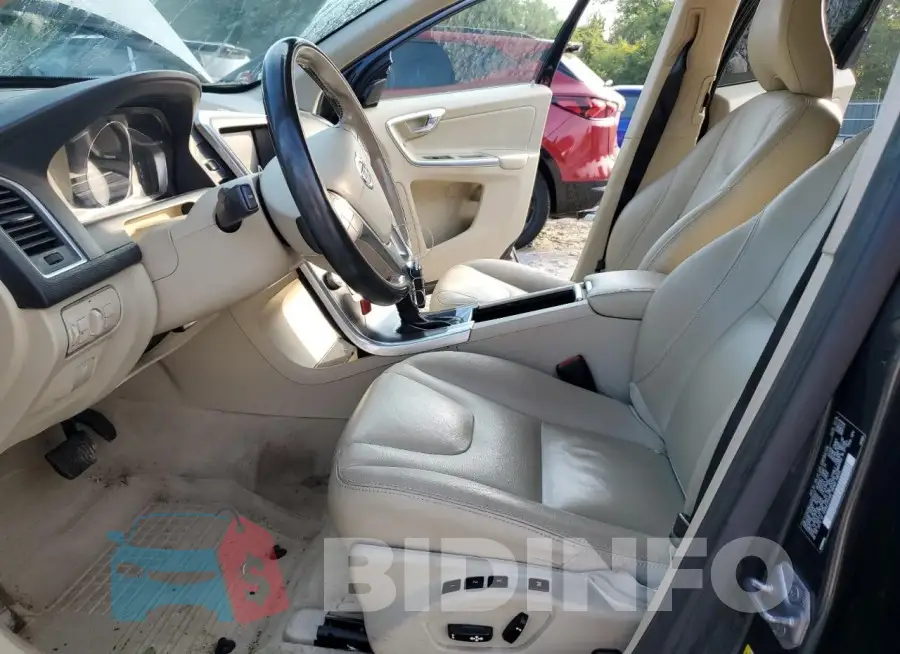 YV4902RM4G2815547 Photo# 7