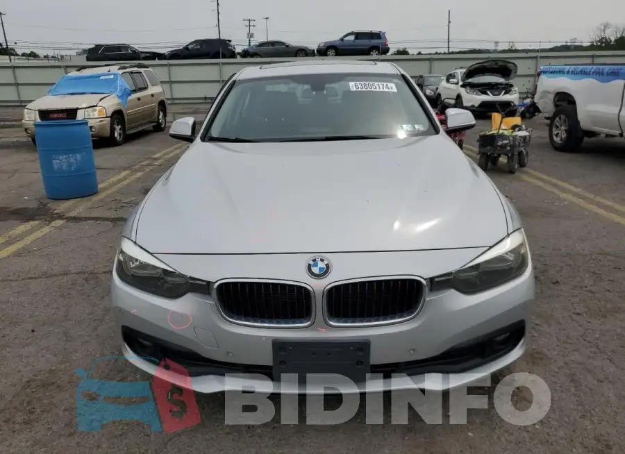 WBA8E5G5XGNU20443 Photo# 5