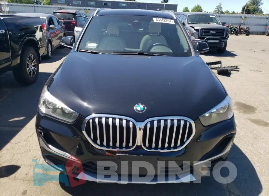 WBXJG7C0XM5S63094 Photo# 5