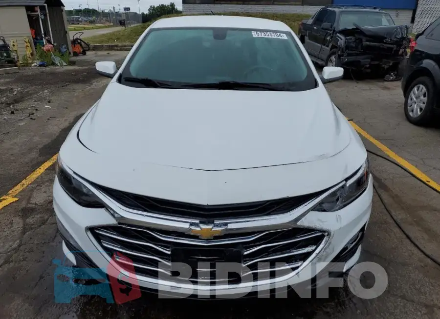 1G1ZD5ST2NF145036 Photo# 5