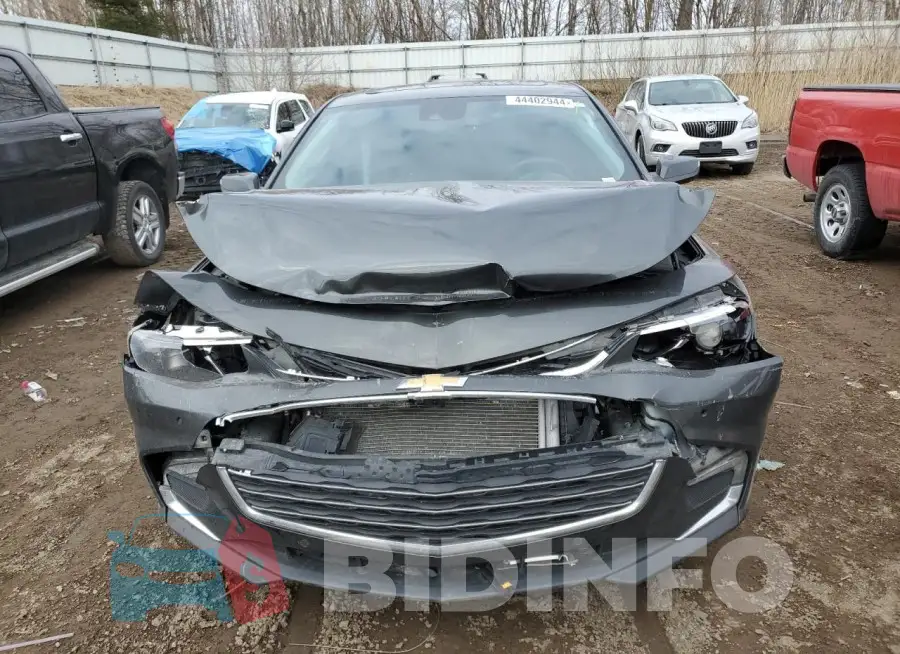 1G1ZD5ST5JF100098 Photo# 5