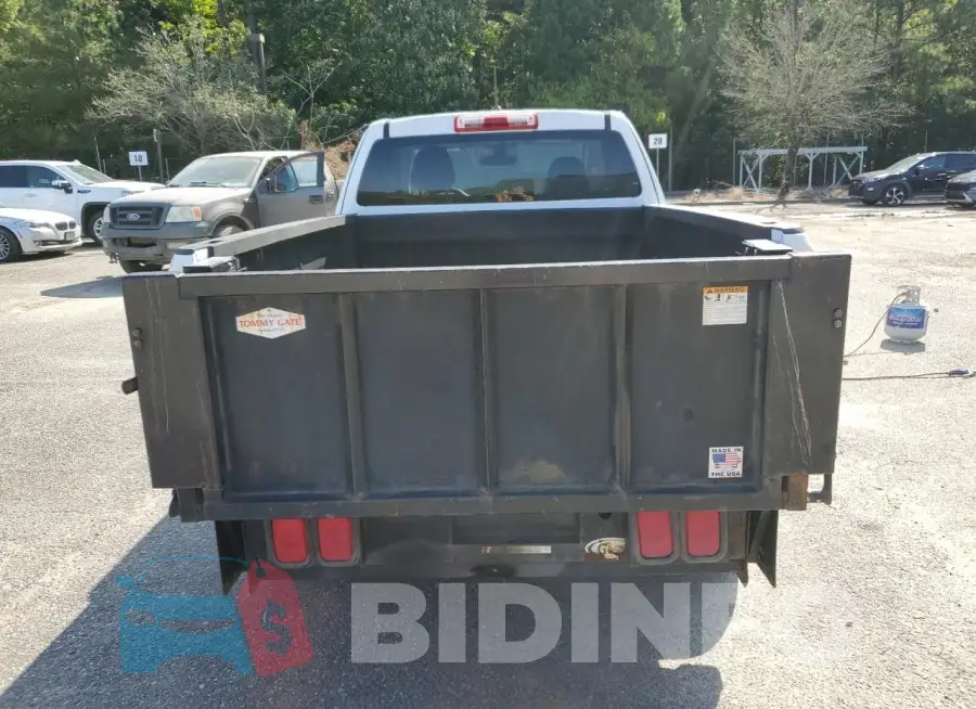 1GCHSBEA8G1266719 Photo# 6
